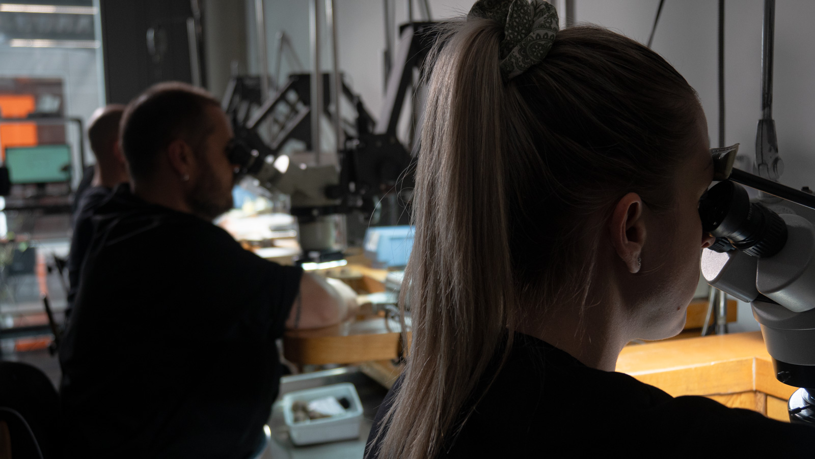 Precision work at the D'Or Joiers manufacture